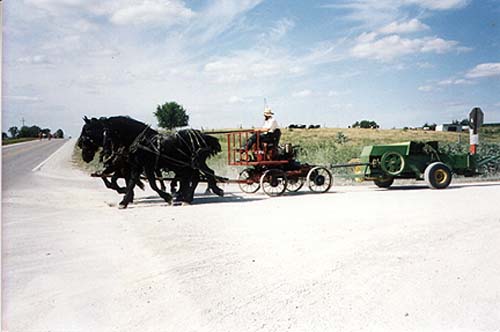 amish-farm-equipment